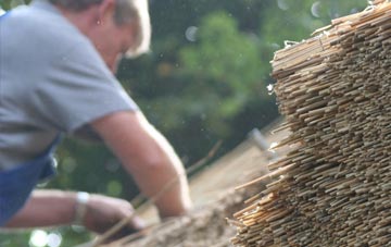 professional Thrumster thatchers